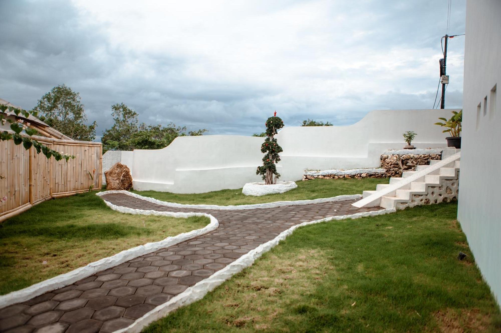 Camanta Penida - Adult Only Hotel Toyapakeh Exterior photo