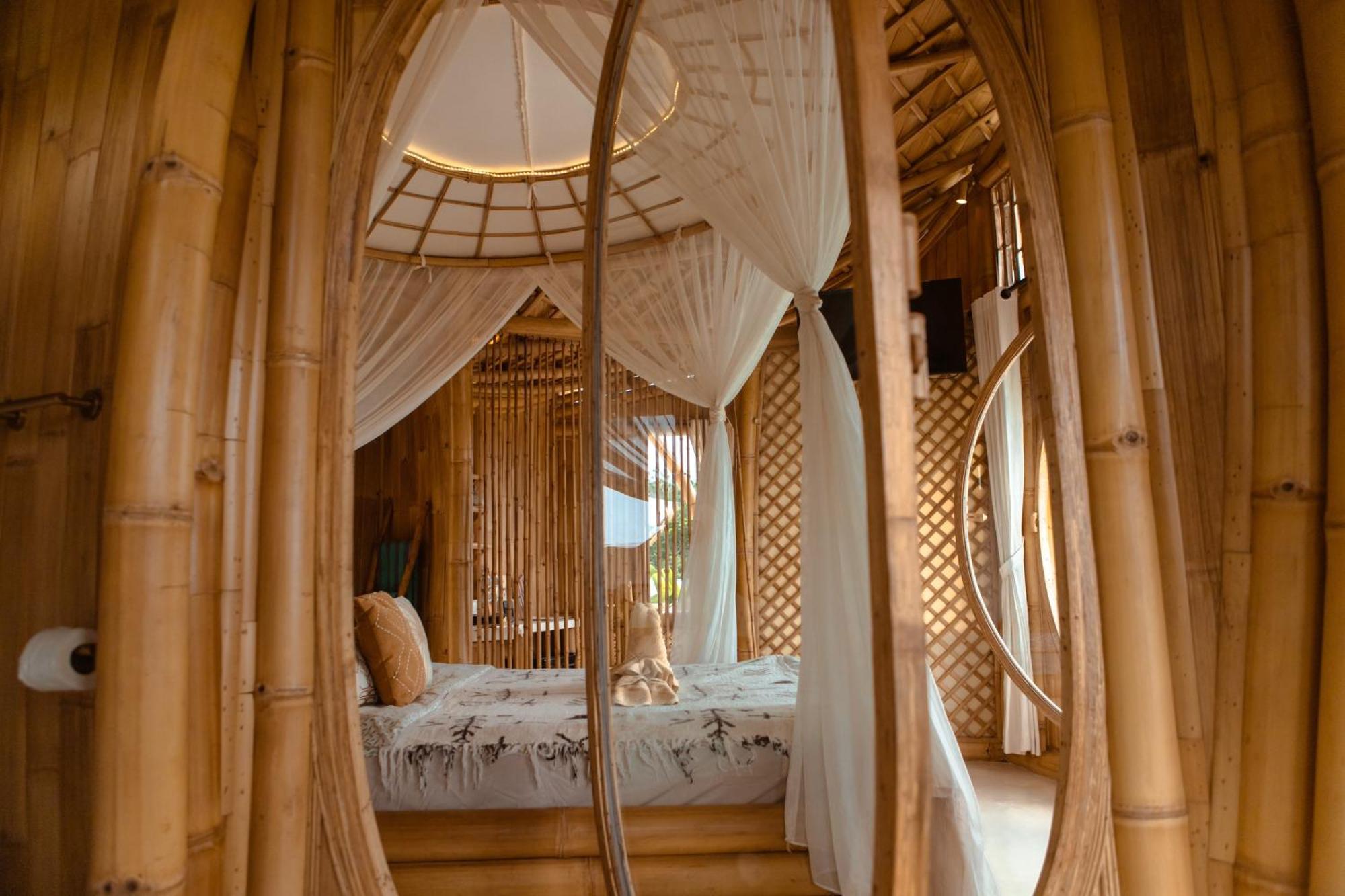 Camanta Penida - Adult Only Hotel Toyapakeh Exterior photo